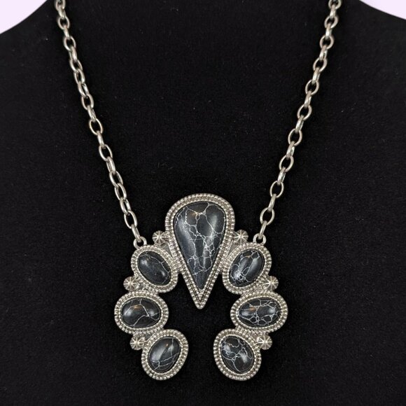 Bohemian Dyed Spider Howlite Pendant Necklace - Picture 1 of 6